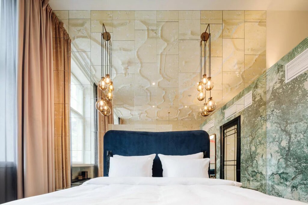 Hotel345