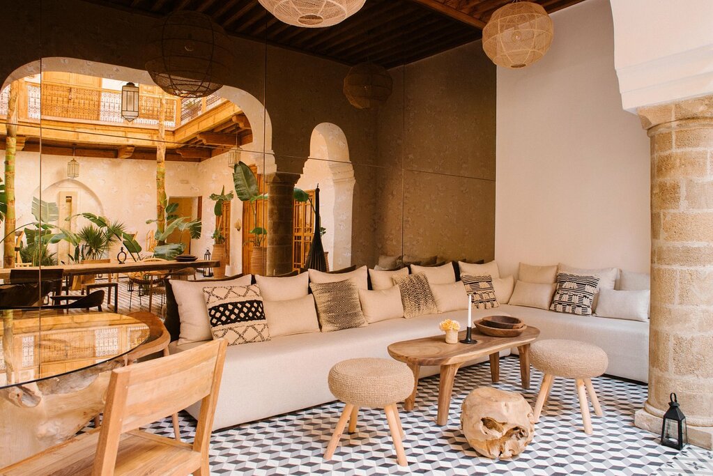 Hotel74