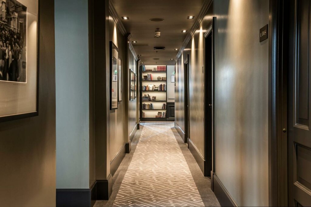 Hotel370