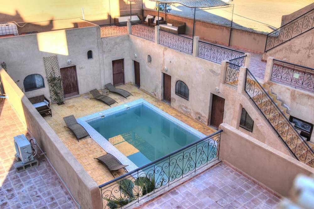 Hotel86