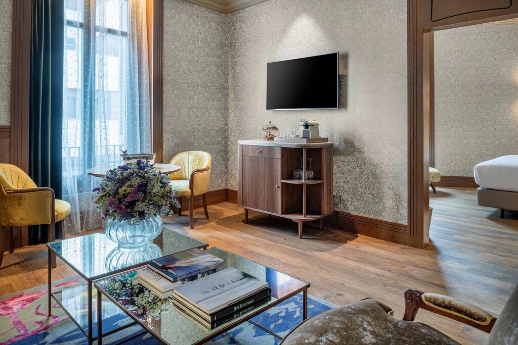 Hotel887