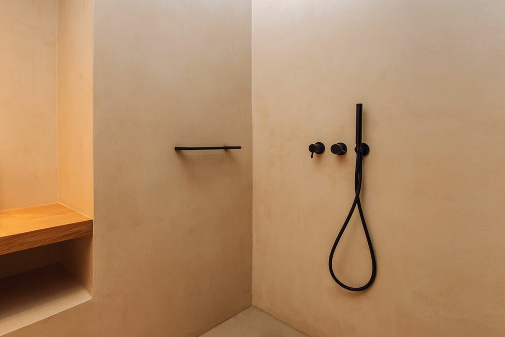 Hotel593