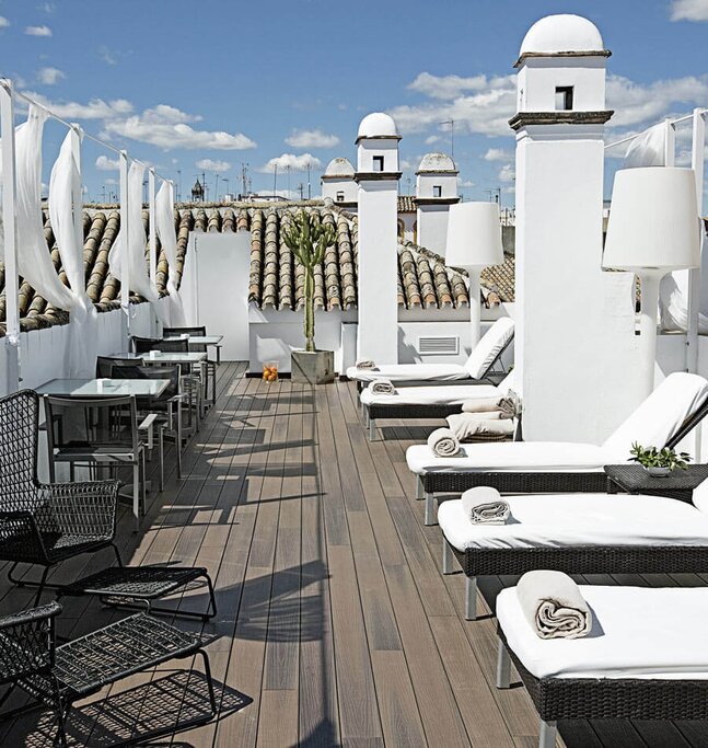 Hotel765