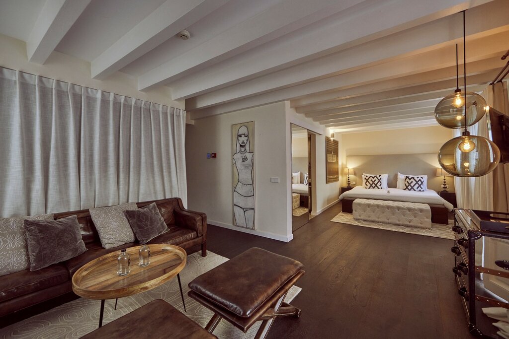 Hotel724