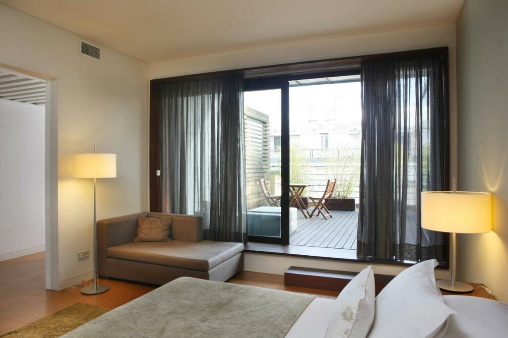 Hotel1112