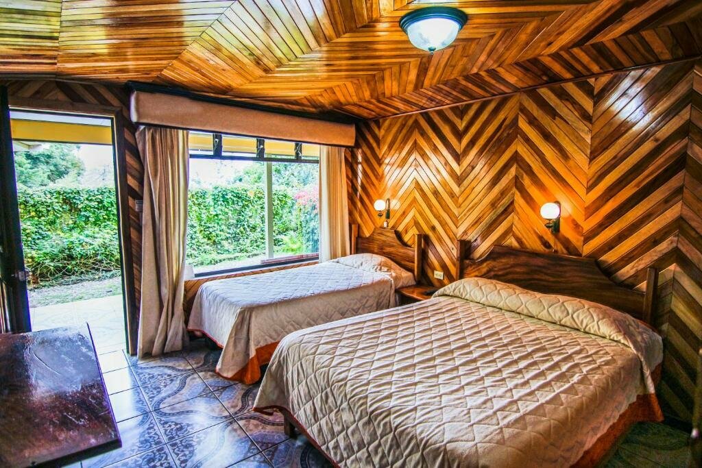 Hotel277