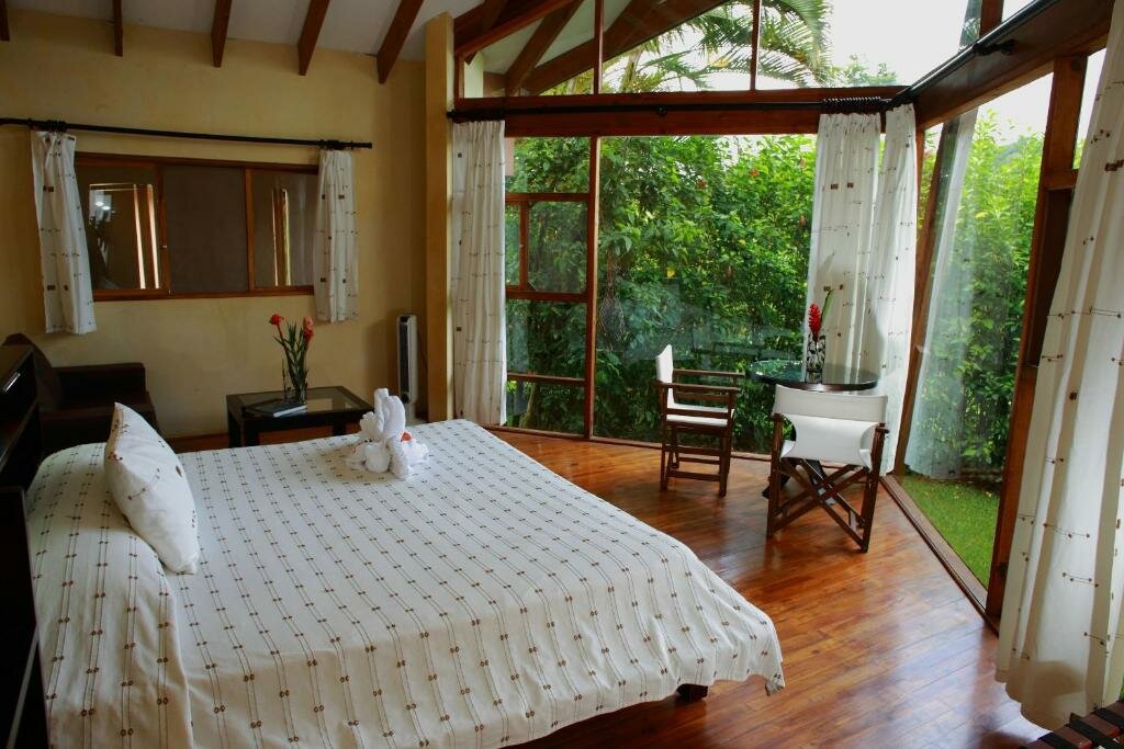 Hotel254