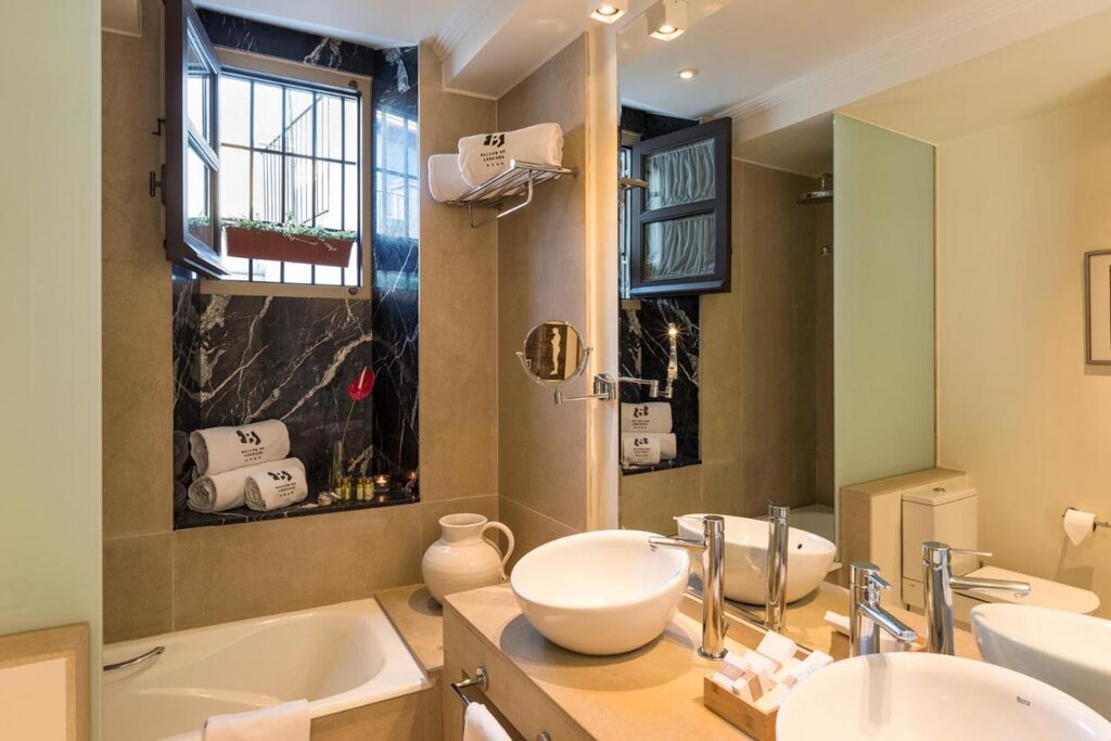 Hotel971