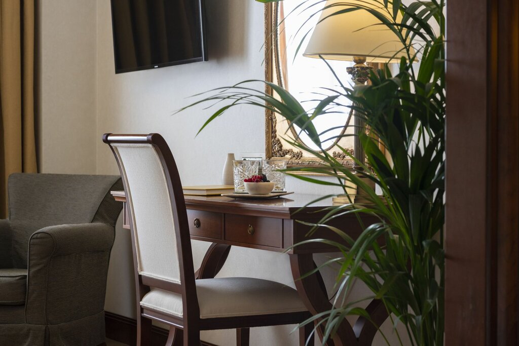 Hotel495