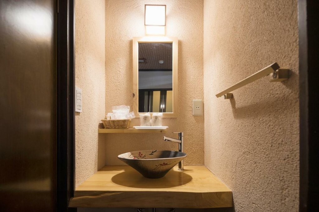 Hotel114