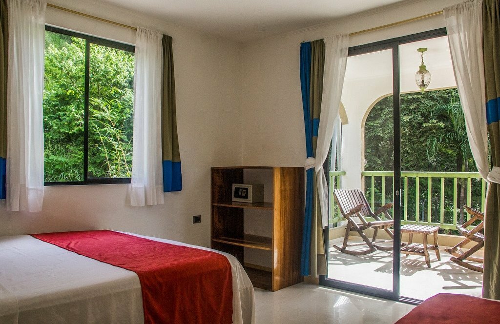 Hotel283