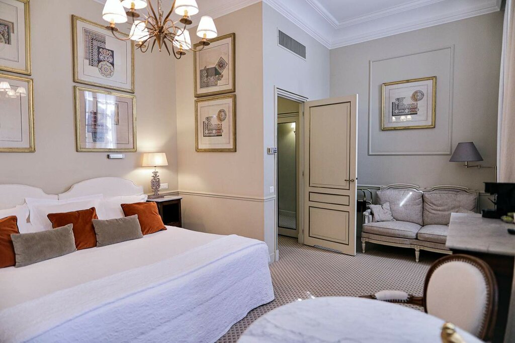 Hotel1282