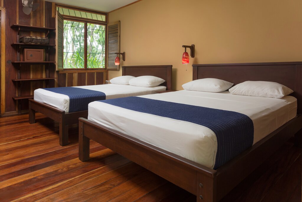 Hotel261