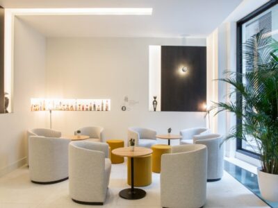 Hotel892