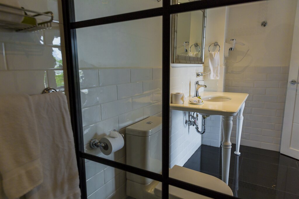 Hotel225