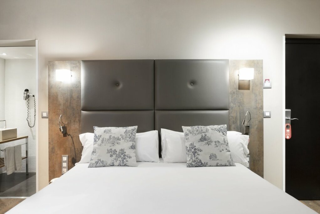 Hotel671