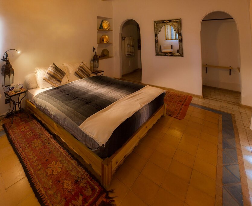 Hotel71