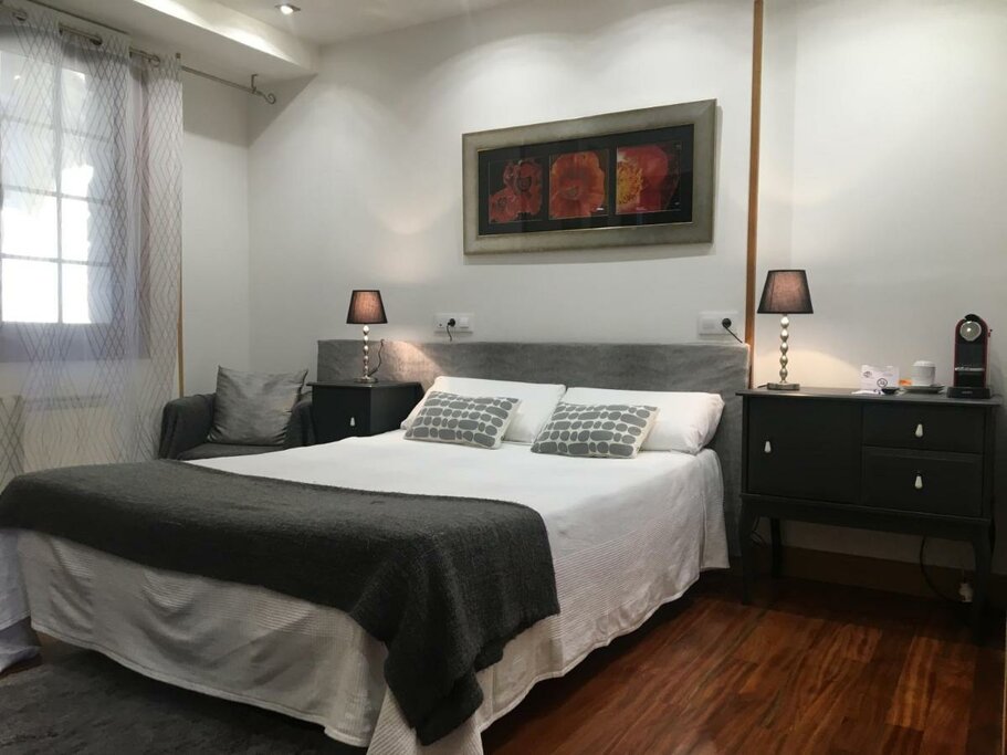 Hotel883