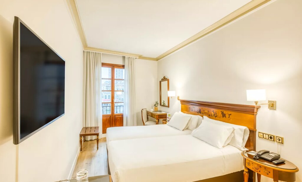 Hotel837