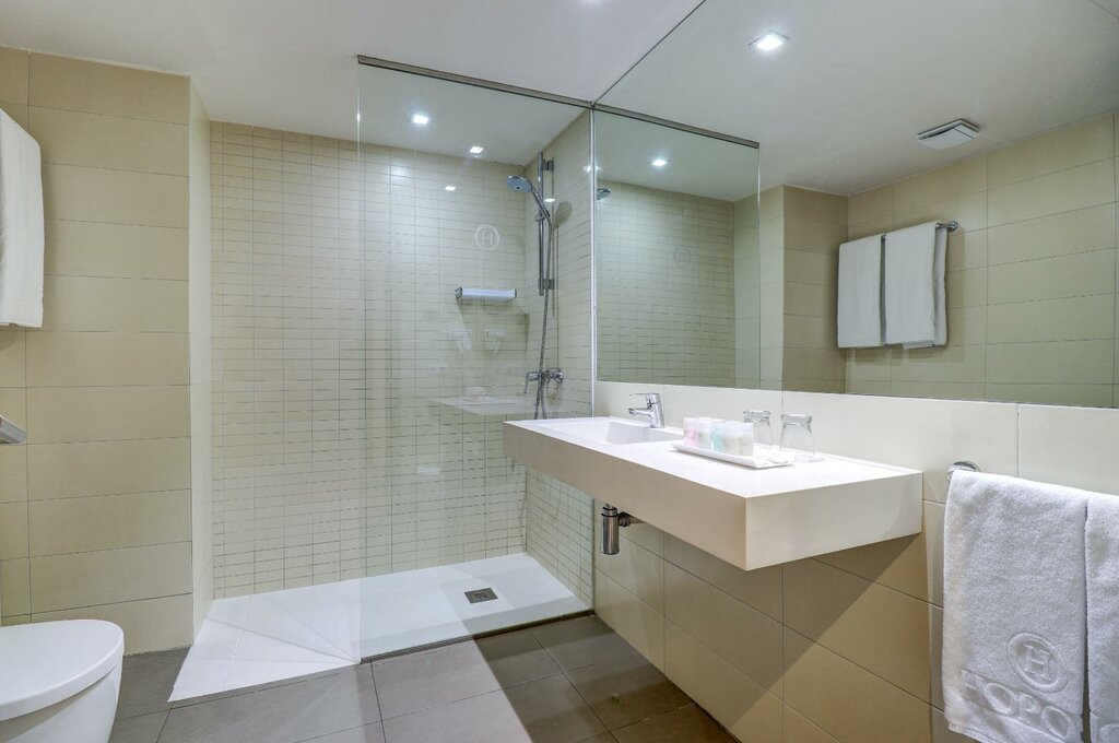 Hotel996