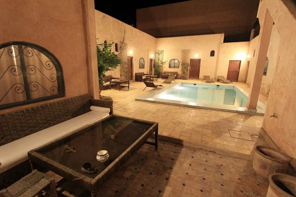 Hotel86