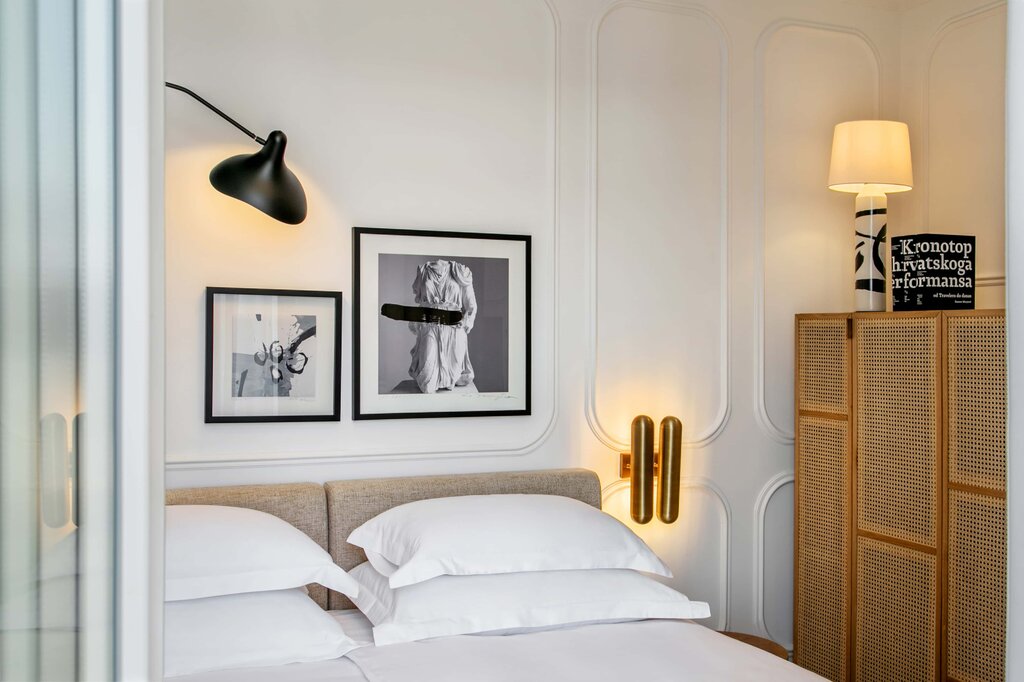 Hotel1326