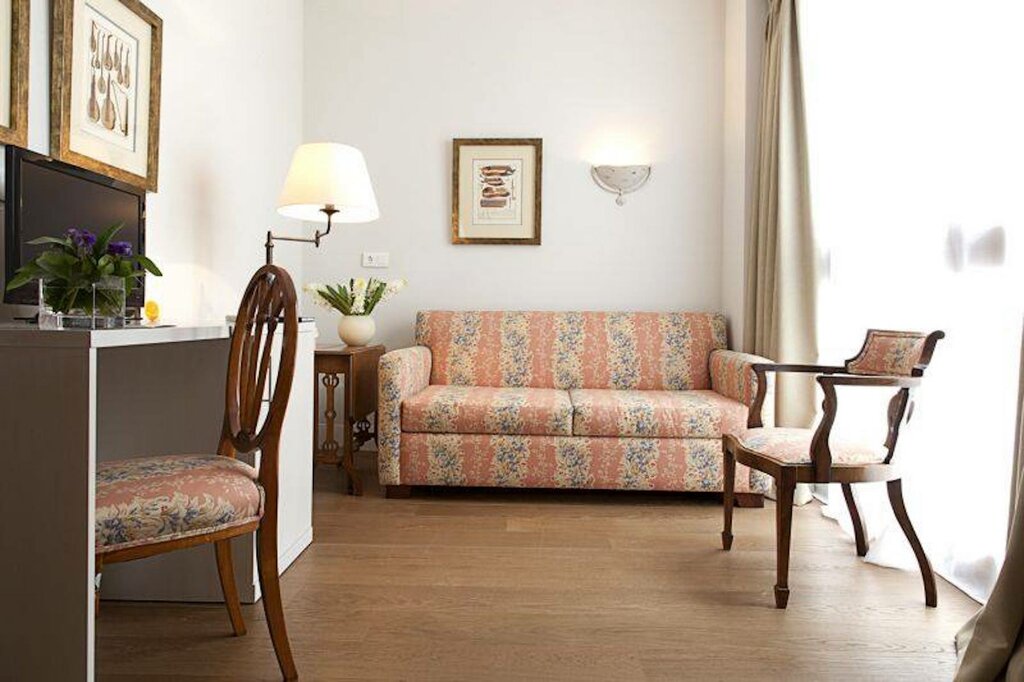 Hotel798
