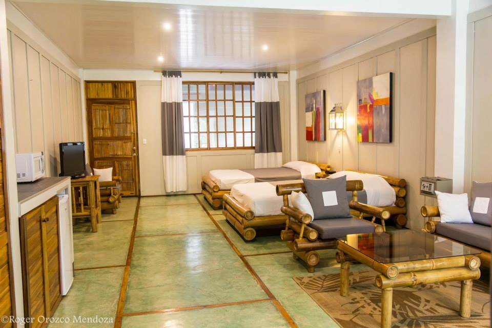 Hotel182