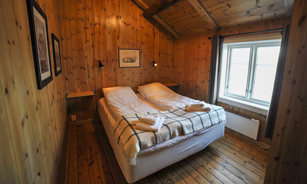 Hotel357