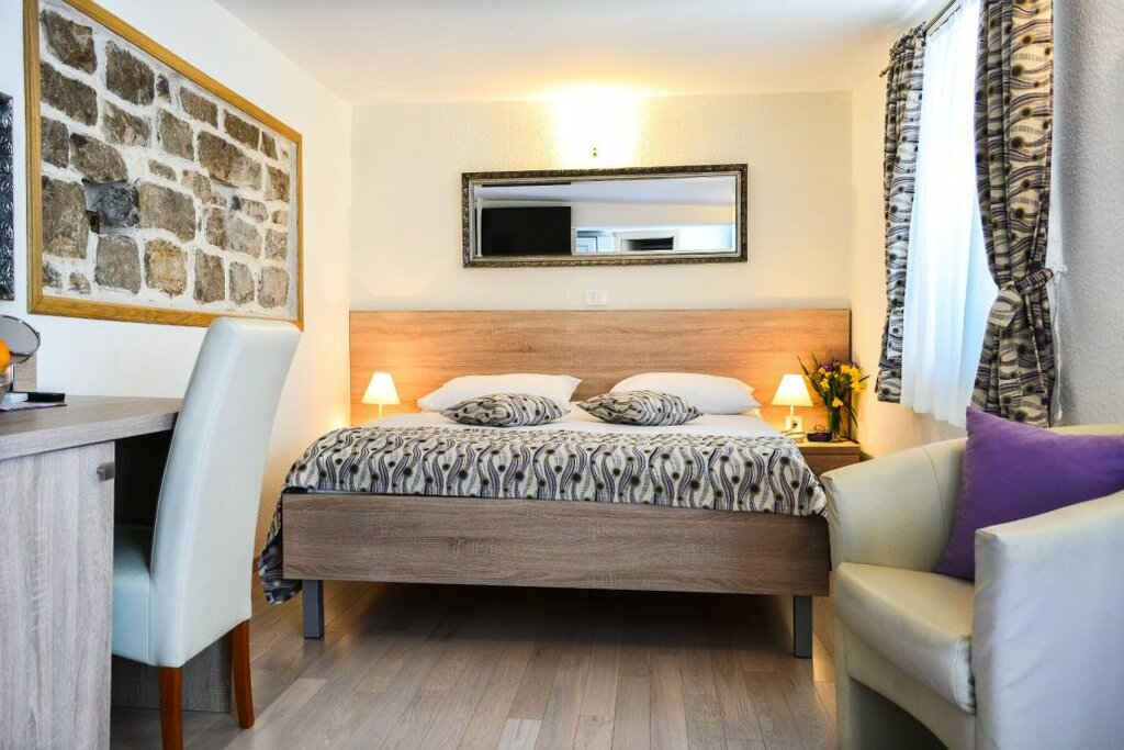 Hotel1349