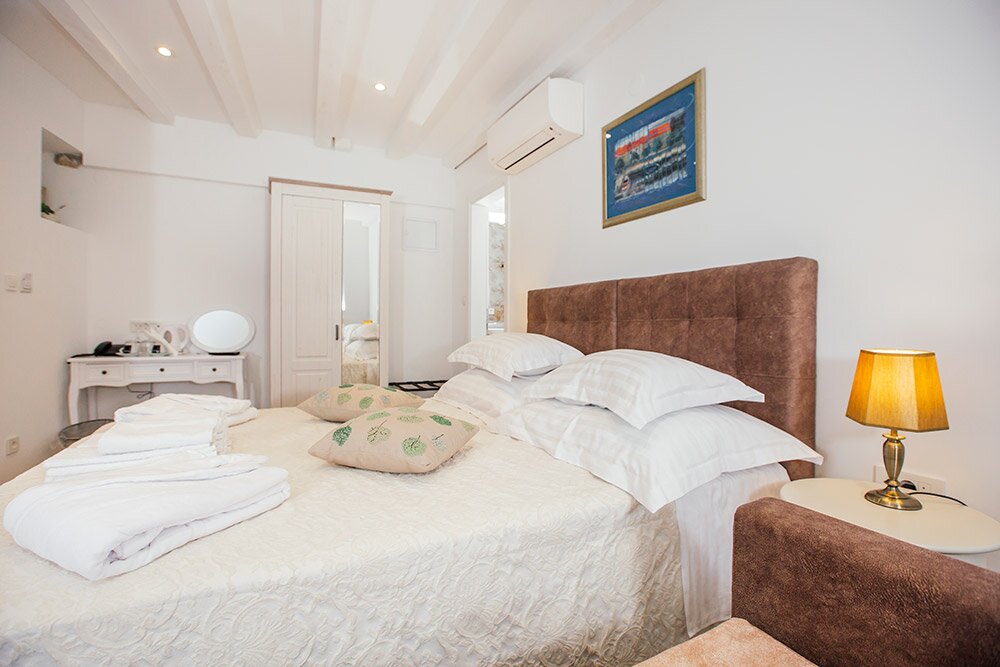 Hotel1335