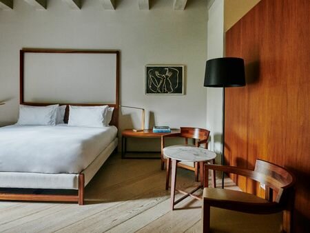 Hotel755