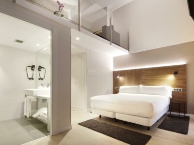 Hotel787