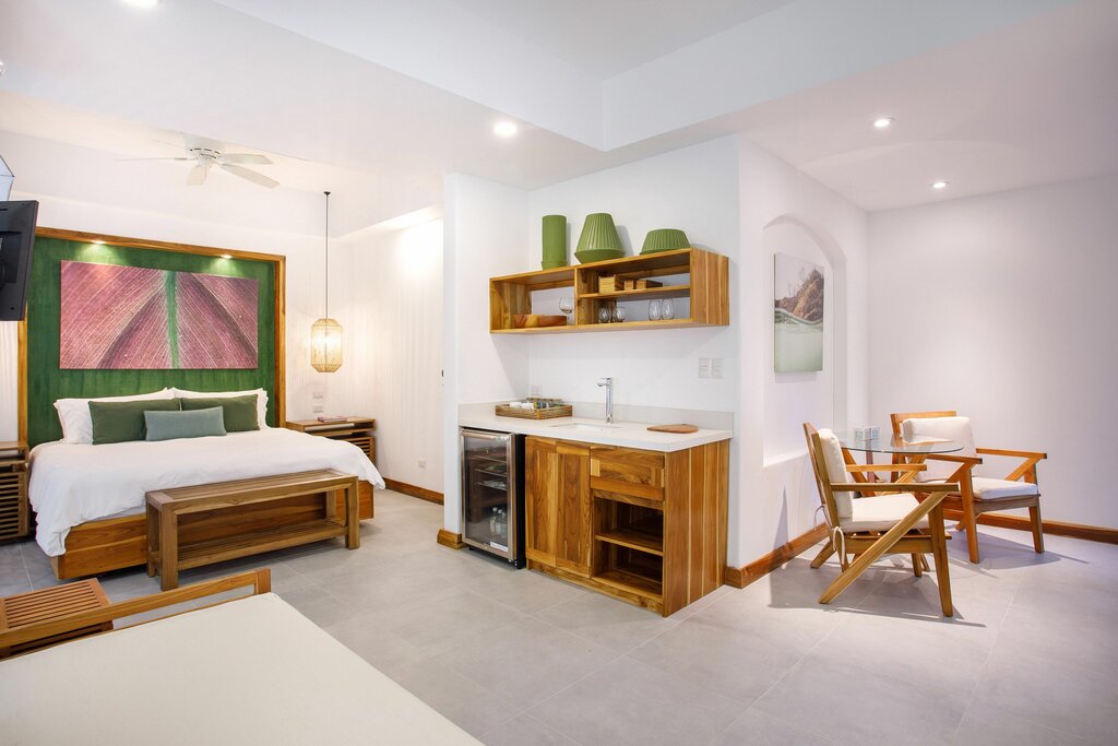 Hotel172