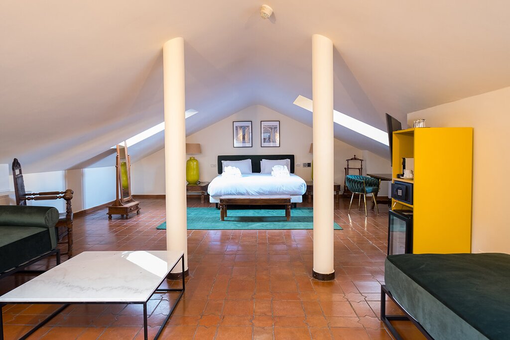 Hotel1090