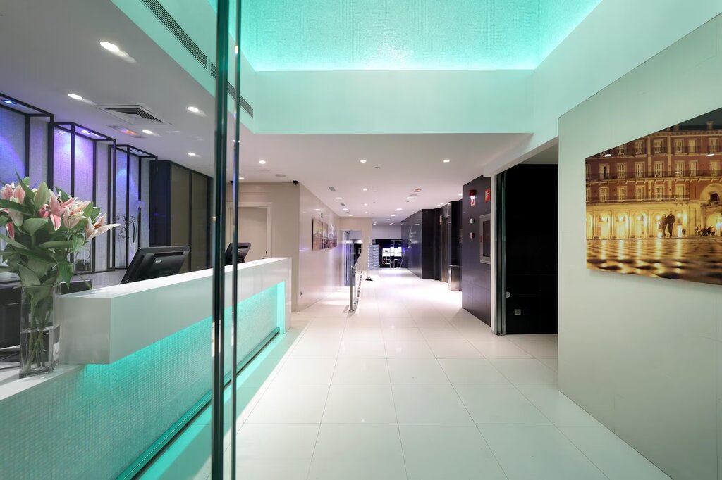 Hotel679