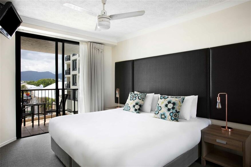 Hotel1406