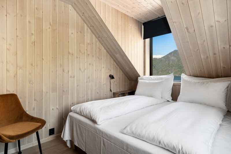 Hotel359