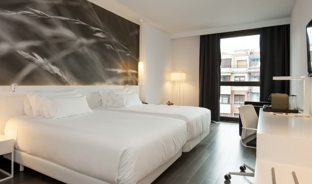 Hotel833