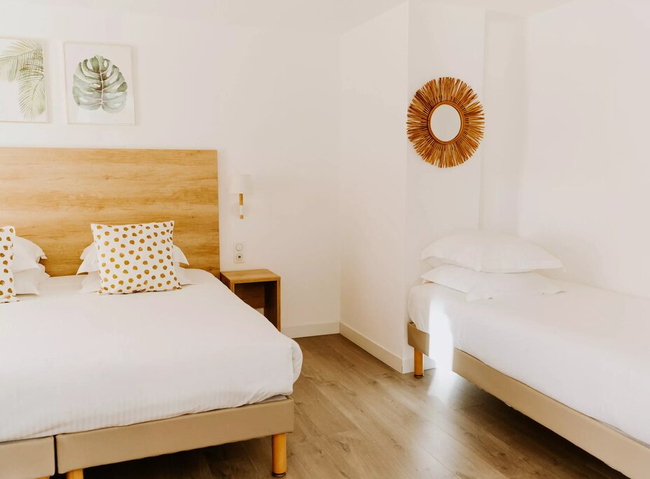 Hotel1273