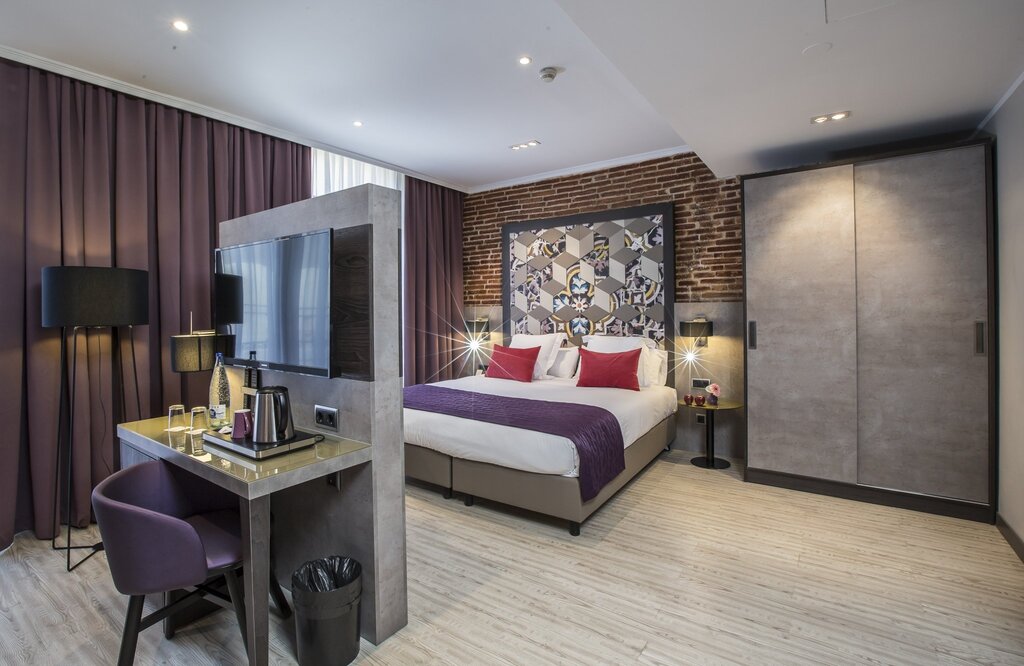 Hotel829