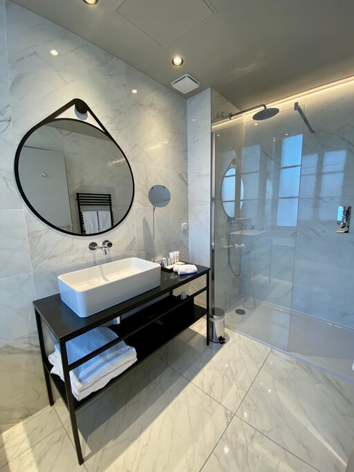 Hotel1298