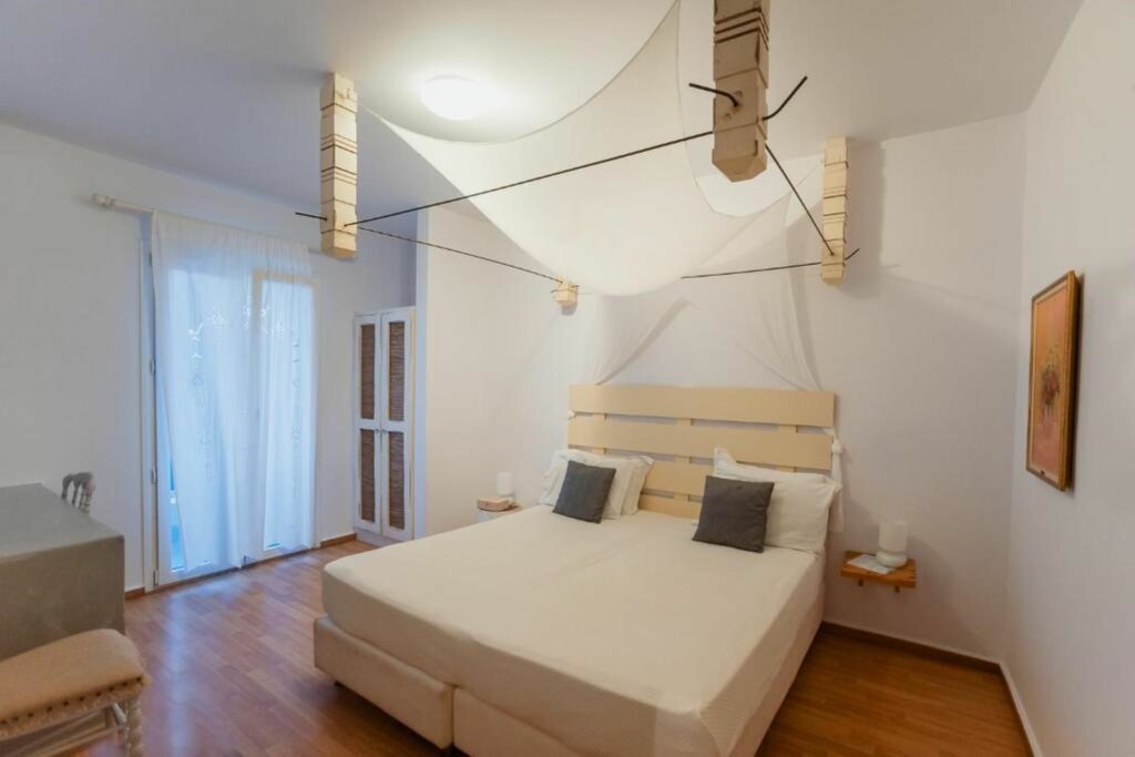 Hotel537
