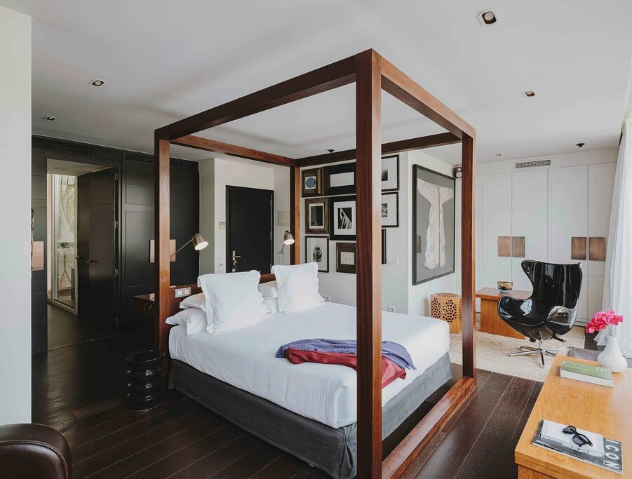 Hotel903