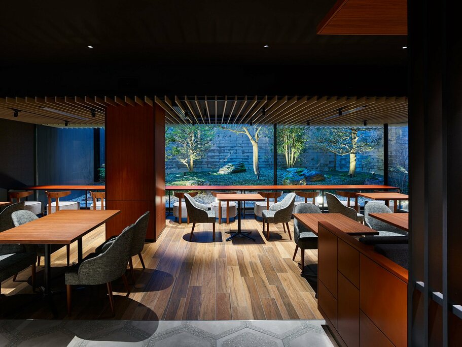 Hotel135